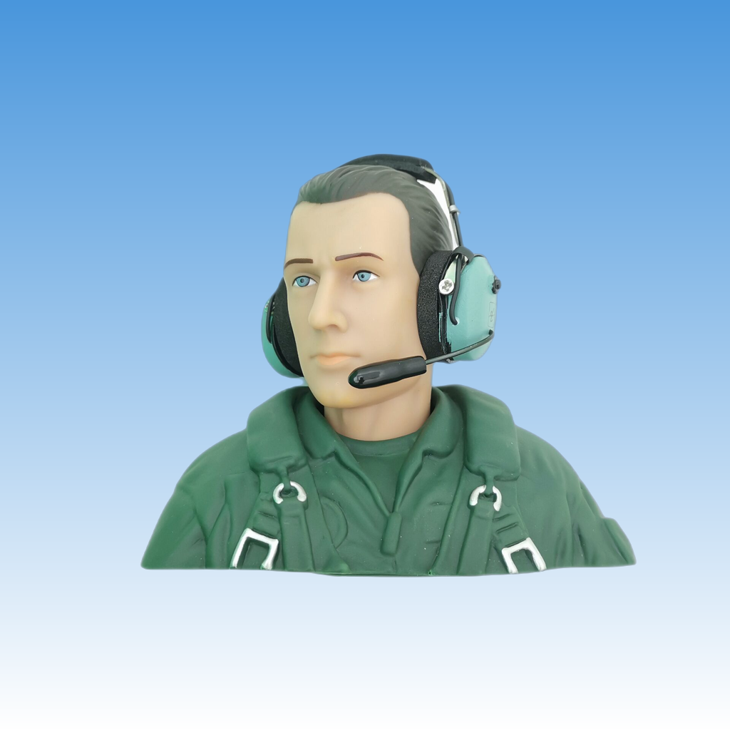 نموذج طيار لعبة لطائرة التحكم  - مراجعة Rc Hobby Online وسعره